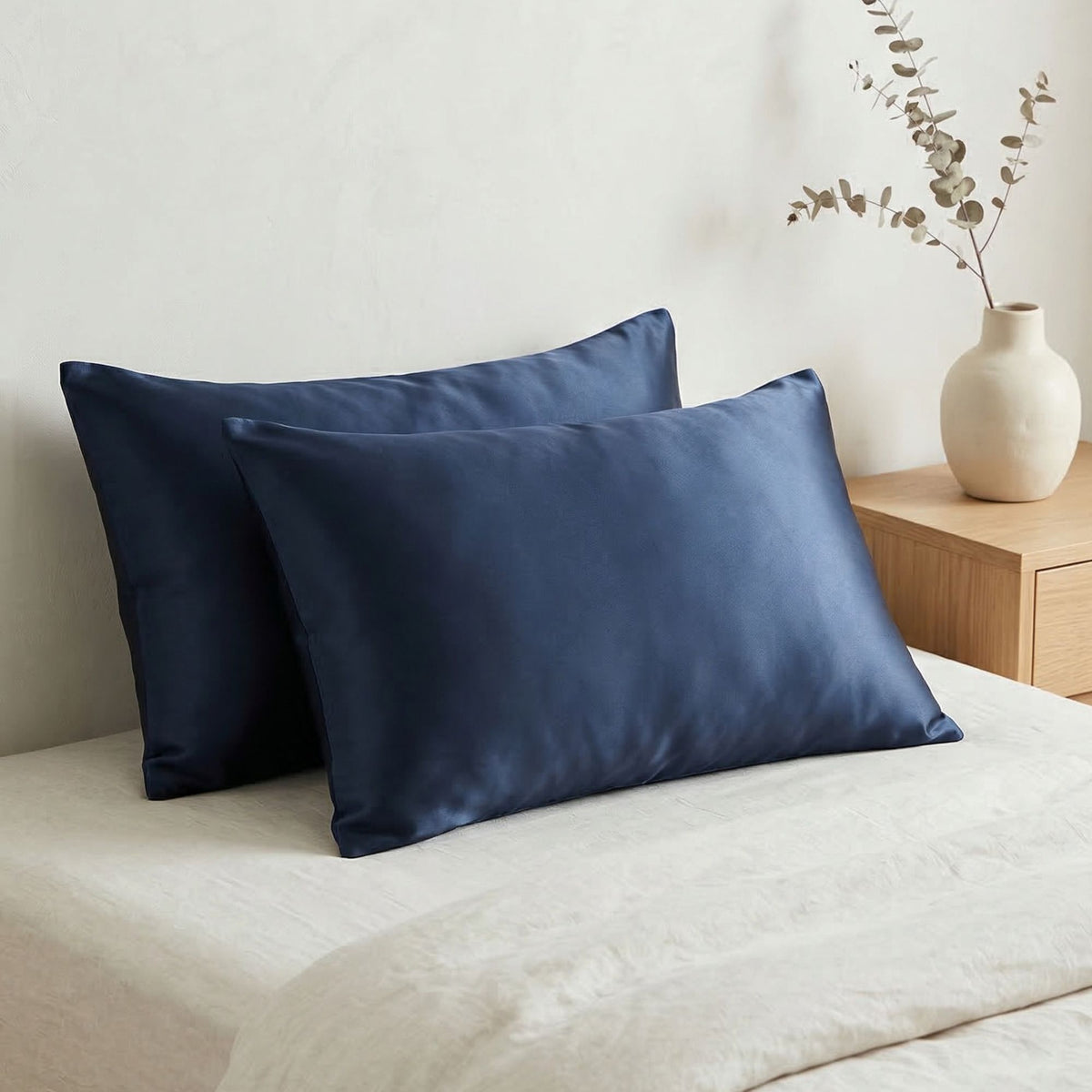 25 momme Mulberry Silk Pillowcases (Set of Two)