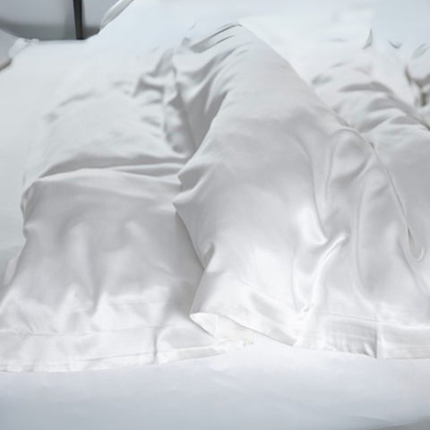 scrunched up ivory 25 momme silk duvet