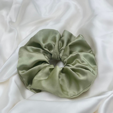 19 momme Silk Oversized Scrunchie