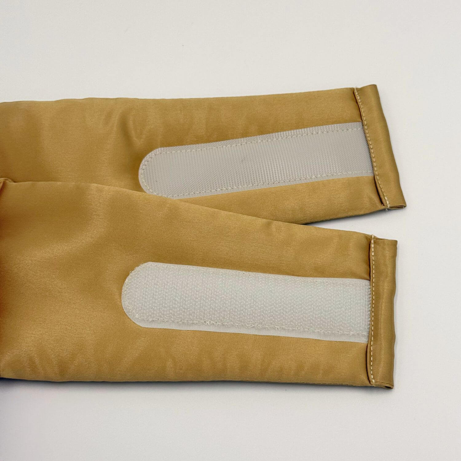 3D / Contoured Mulberry Silk Eye Mask