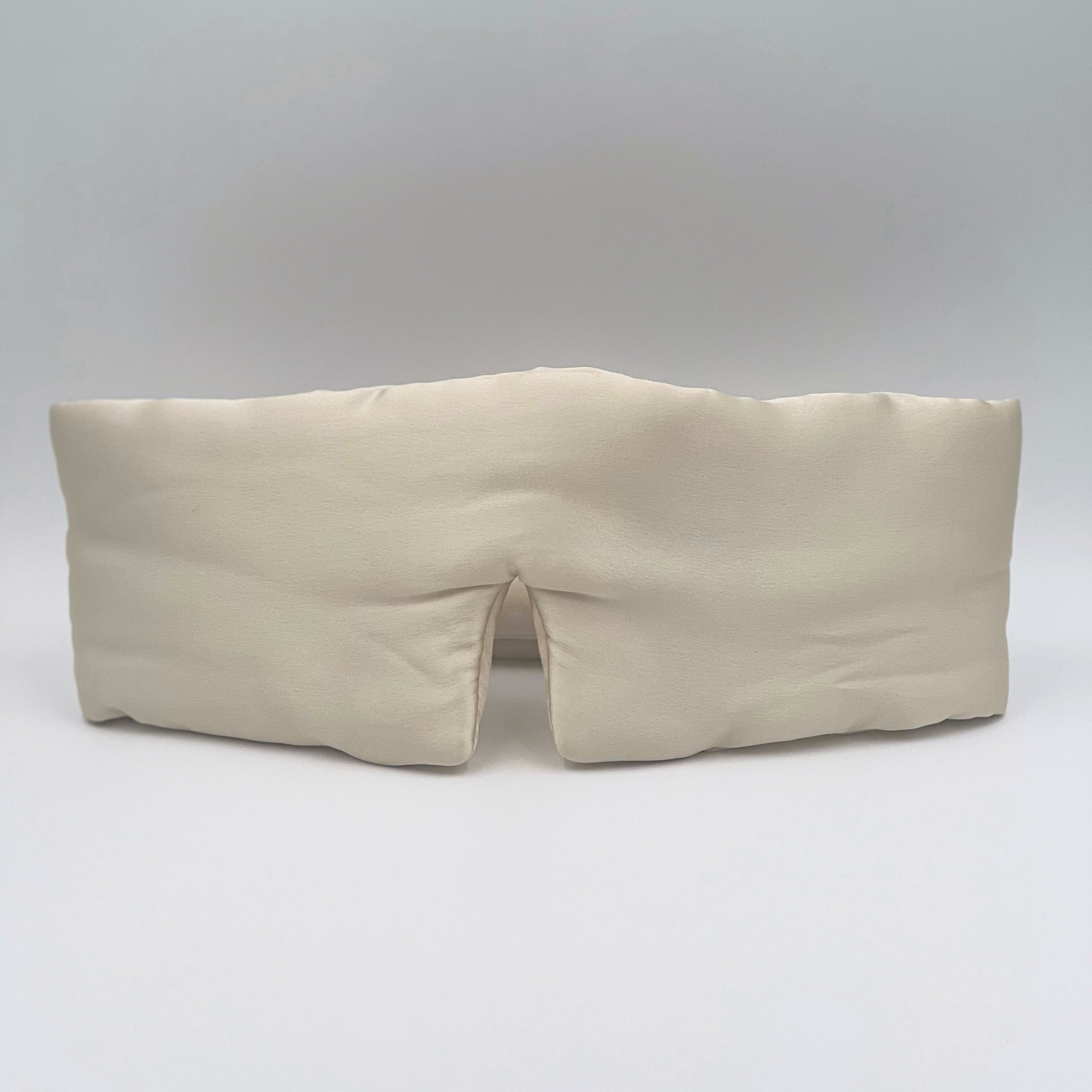 pebble padded silk eye mask